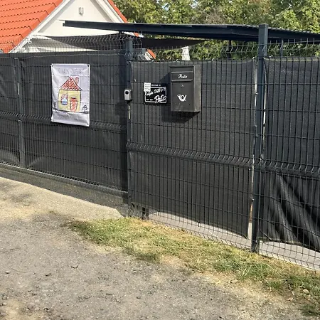 Kis Haziko Vendeghaz