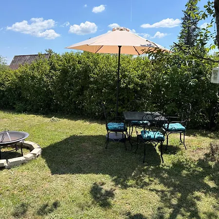 Kis Haziko Vendeghaz Apartment *
