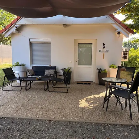 Apartment Kis Haziko Vendeghaz
